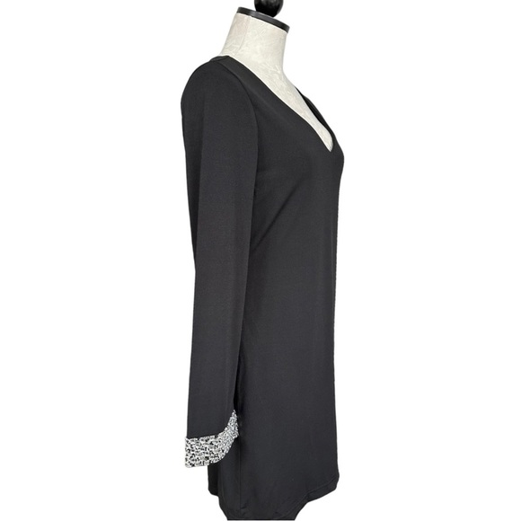 Venus Little Black Dress V-Neck Long Sleeves Sparkly Jeweled Cuffs Size Small - Picture 2 of 11